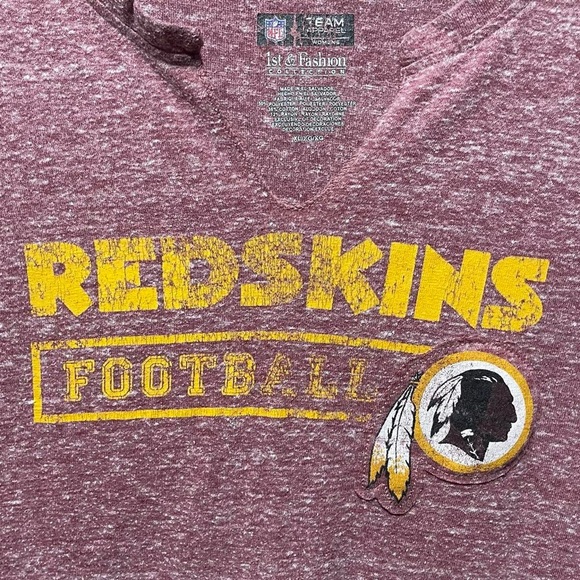 Washington Redskins commanders football V-neck pro sports casual graphic T-shirt - Picture 2 of 4